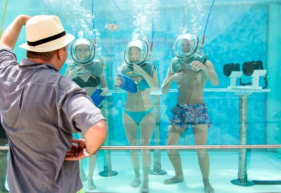 The First Underwater Oxygen Bar In Cozumel Crew Center