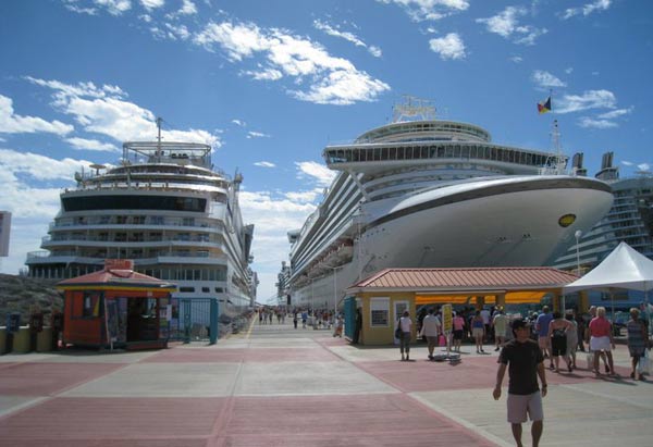 Roatan, Honduras Cruise Ship Schedule July-December 2019 | Crew Center
