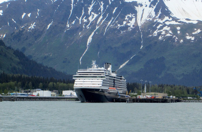 alaska cruise ship port schedule
