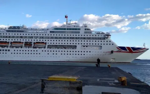cruise ship dock trieste