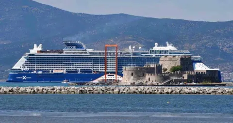 cruise ship schedule athens