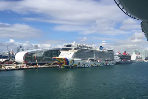 cruise ship honolulu today