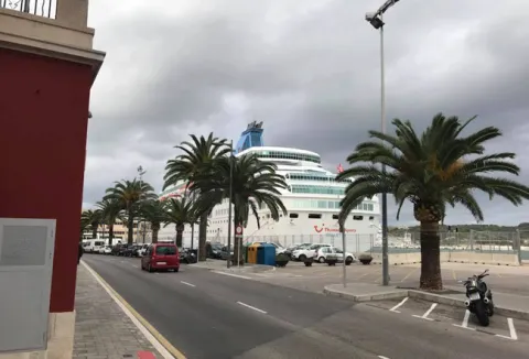 barcelona cruise terminal departures